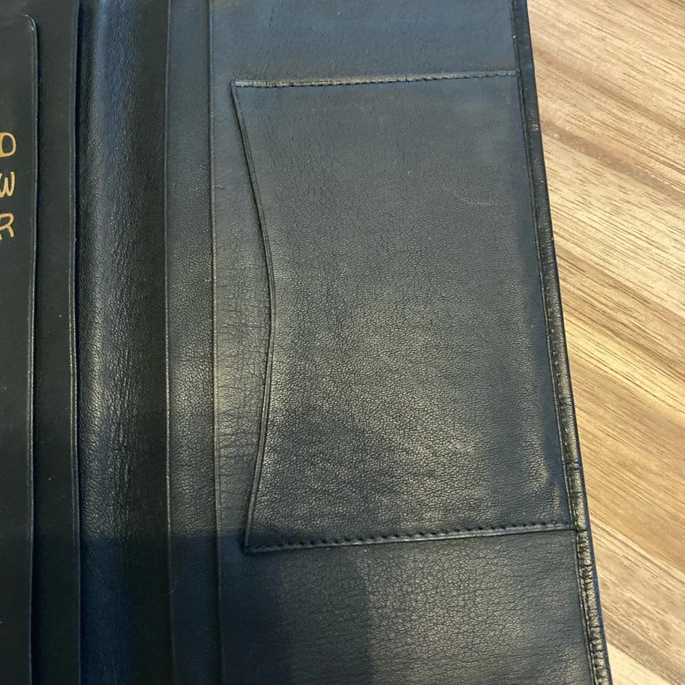 Mark Cross leather bifold breast pocket wallet, classic black - Picture 4 of 7